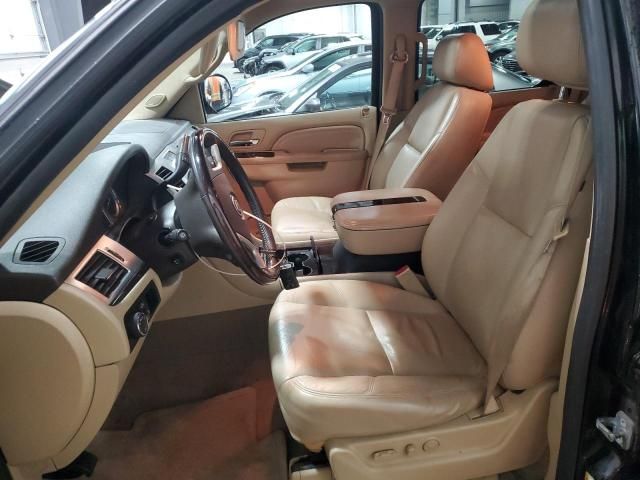 2010 Cadillac Escalade Luxury