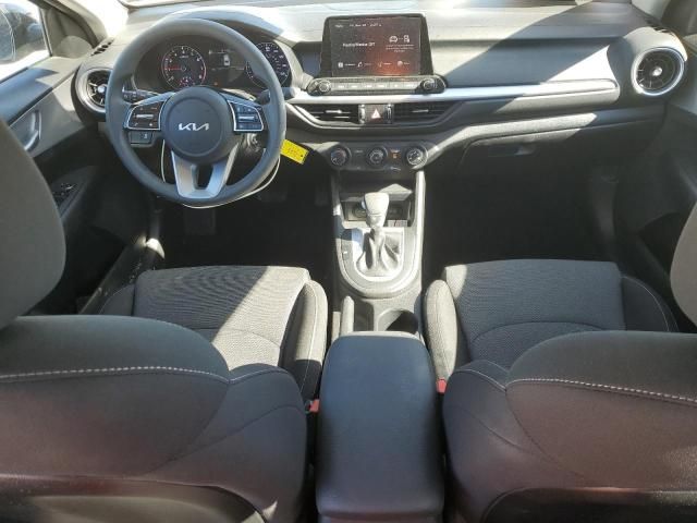 2023 KIA Forte LX