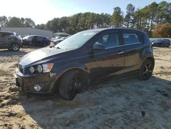 Chevrolet Vehiculos salvage en venta: 2015 Chevrolet Sonic LTZ