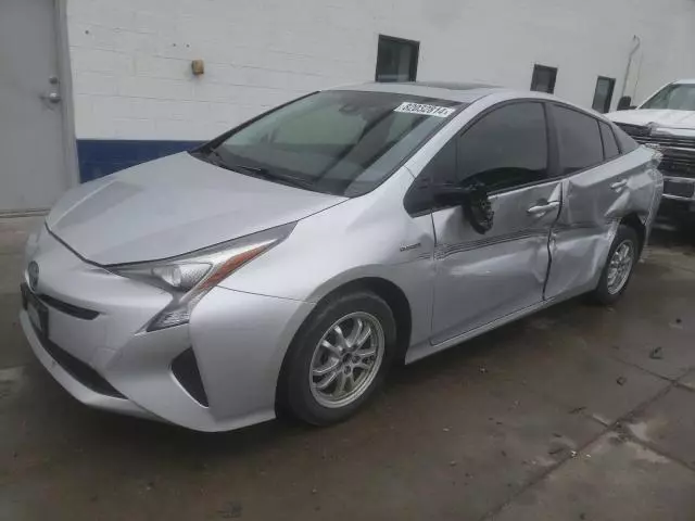 2016 Toyota Prius