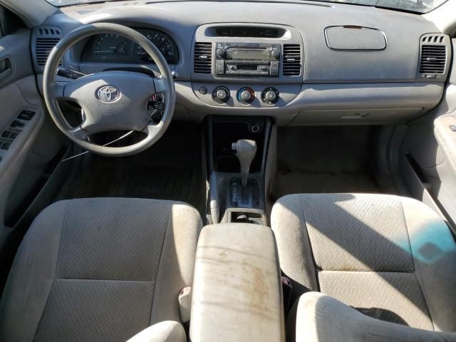 2004 Toyota Camry LE