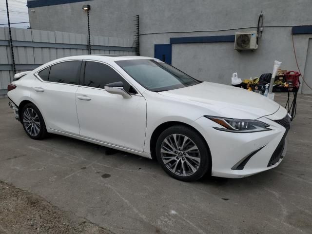 2021 Lexus ES 300H