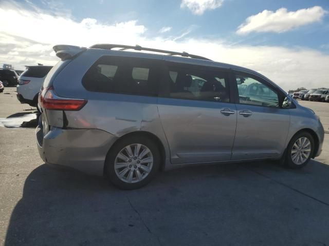 2015 Toyota Sienna XLE