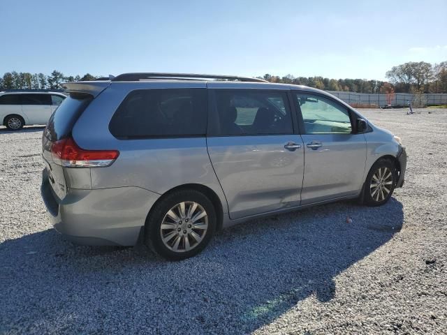 2012 Toyota Sienna XLE