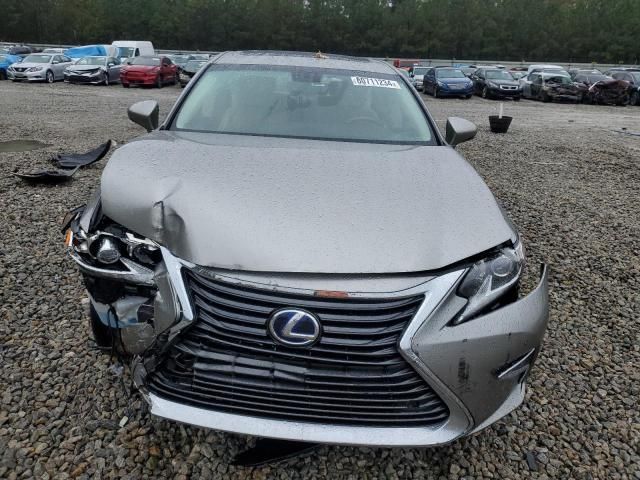 2016 Lexus ES 300H