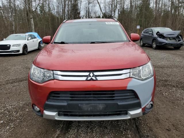 2015 Mitsubishi Outlander ES