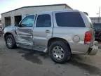 2004 Cadillac Escalade Luxury