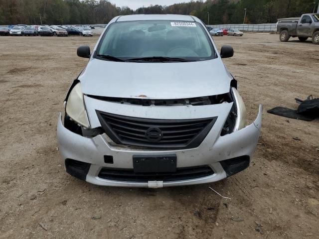 2013 Nissan Versa S