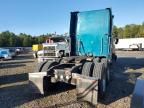 2000 Freightliner Conventional FLD120