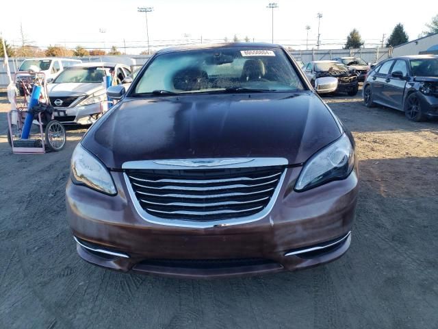 2013 Chrysler 200 Limited