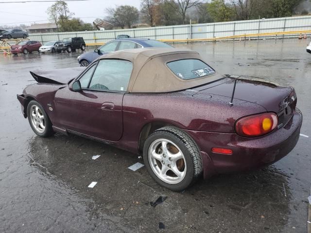 2000 Mazda MX-5 Miata Base