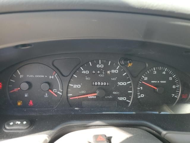 2003 Ford Taurus SE