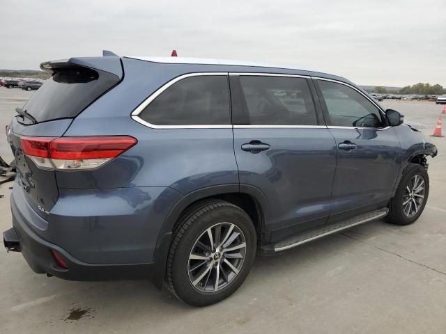 2019 Toyota Highlander SE