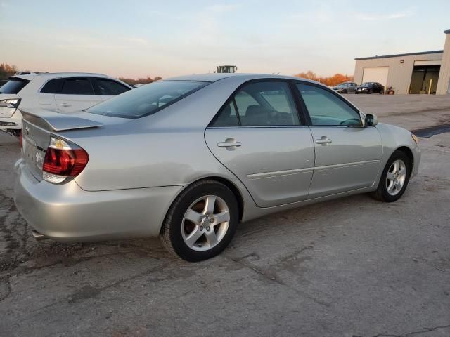 2005 Toyota Camry LE