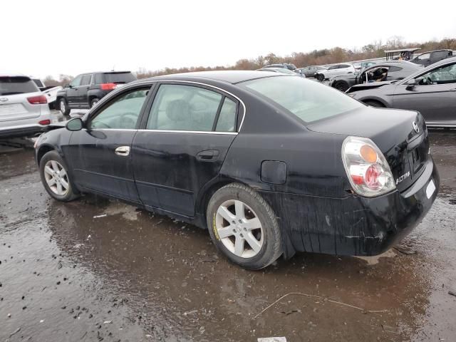 2004 Nissan Altima Base