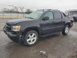 Carros salvage sin ofertas aún a la venta en subasta: 2007 Chevrolet Avalanche K1500