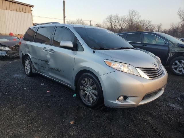 2014 Toyota Sienna XLE