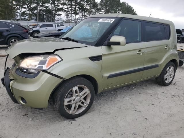 2011 KIA Soul +