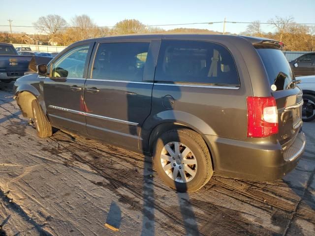 2011 Chrysler Town & Country Touring L