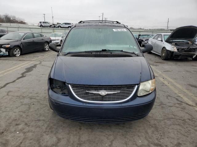 2003 Chrysler Town & Country LX