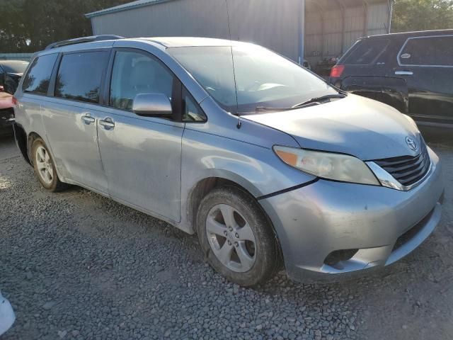 2011 Toyota Sienna LE