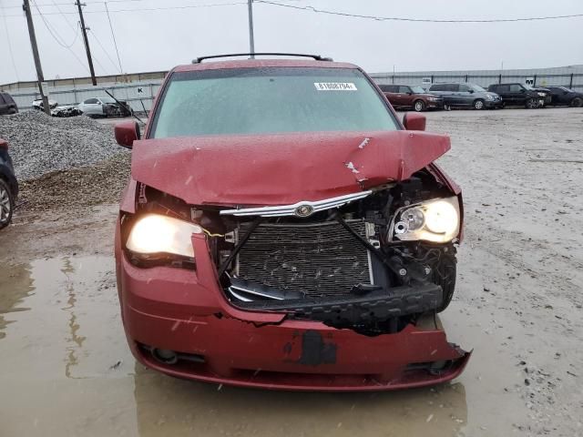 2009 Chrysler Town & Country Touring