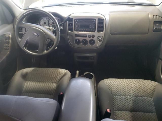 2004 Ford Escape XLT