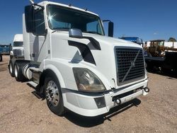 Salvage cars for sale from Copart Chicago: 2013 Volvo VN VNL