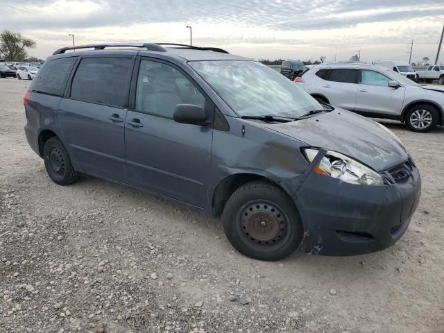 2009 Toyota Sienna CE