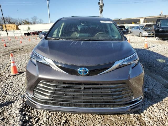 2024 Toyota Sienna Limited