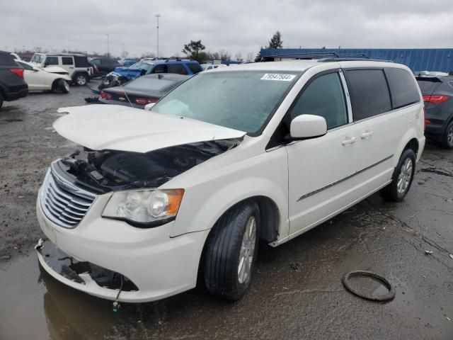 2013 Chrysler Town & Country Touring