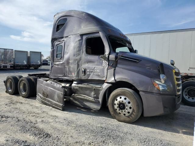 2024 Freightliner Cascadia 126