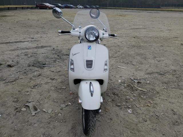 2014 Vespa GTS 300 Super