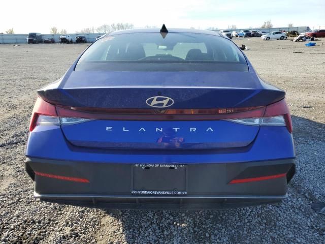 2024 Hyundai Elantra SE