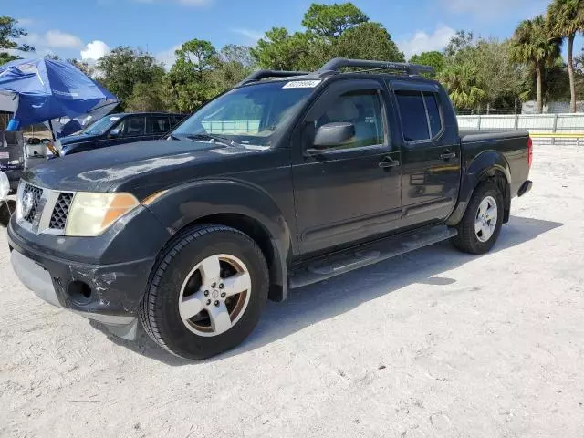 2005 Nissan Frontier Crew Cab LE