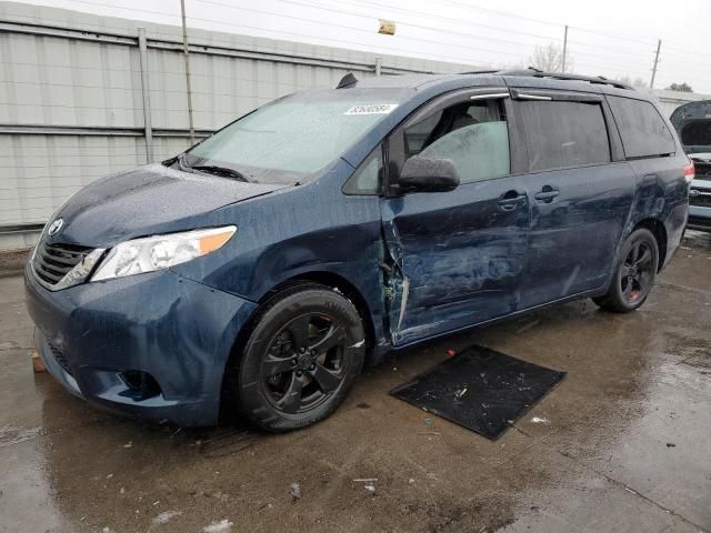 2011 Toyota Sienna LE