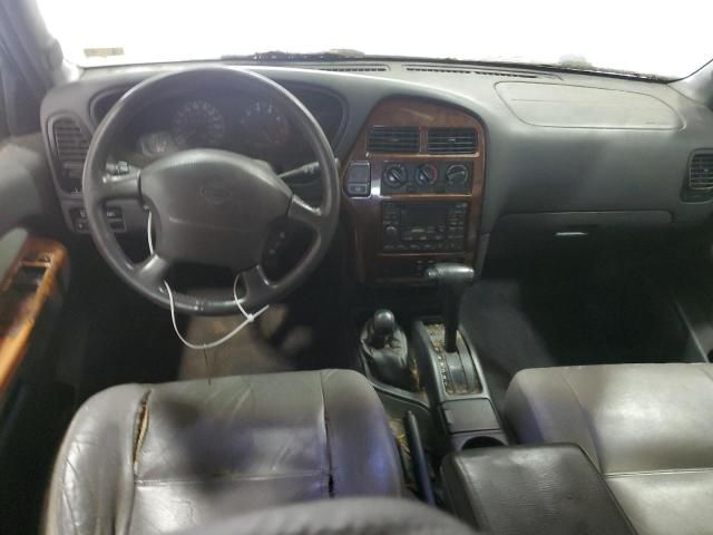 1997 Nissan Pathfinder LE