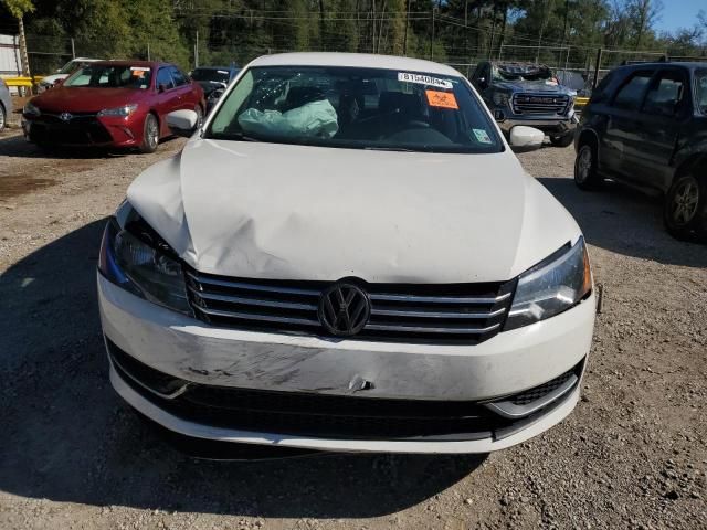 2015 Volkswagen Passat S