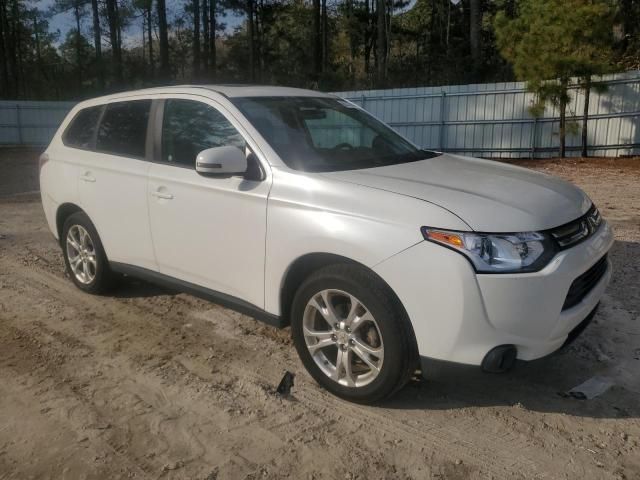 2014 Mitsubishi Outlander SE