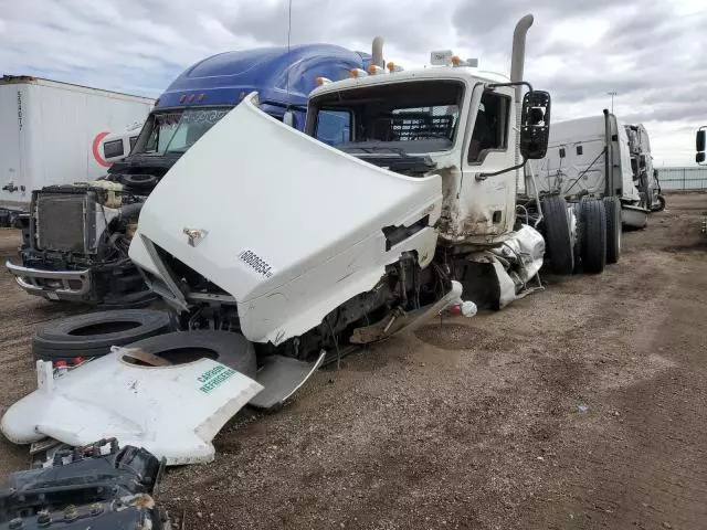 2018 Mack 600 CHU600