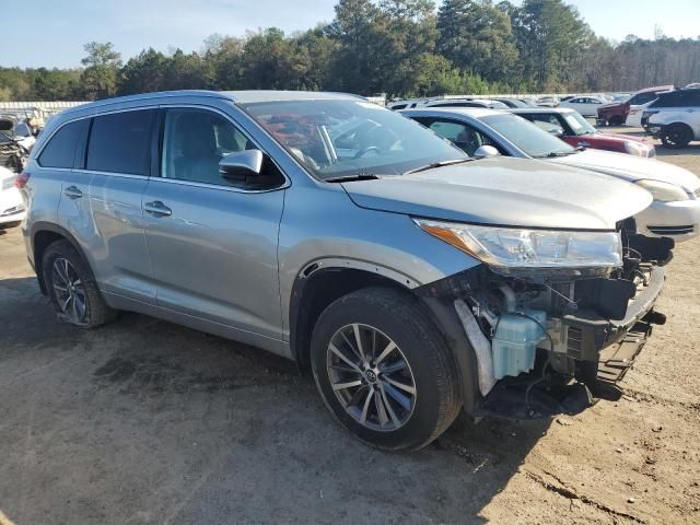 2018 Toyota Highlander SE