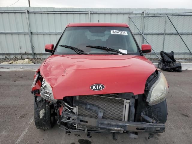 2010 KIA Soul +