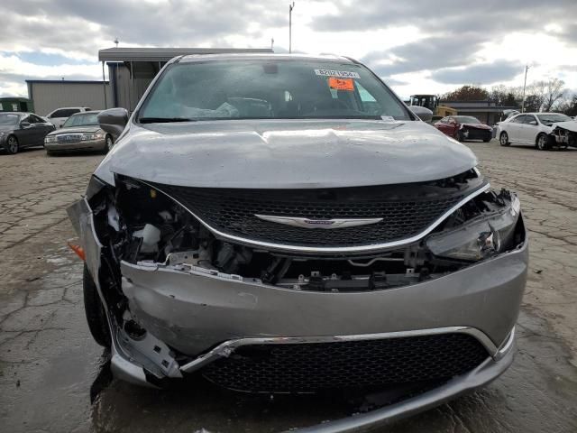 2020 Chrysler Pacifica Touring