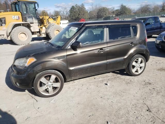 2011 KIA Soul +