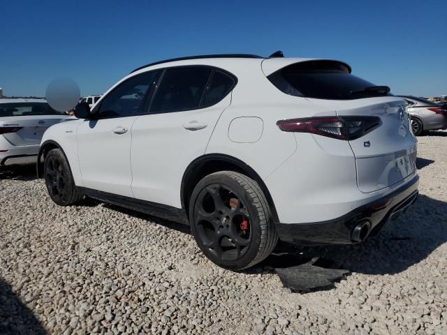 2024 Alfa Romeo Stelvio TI