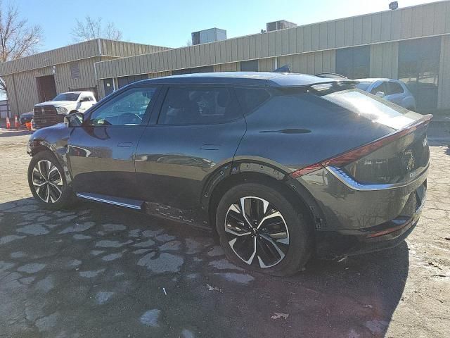 2023 KIA EV6 Light