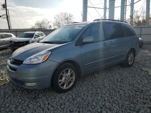 2005 Toyota Sienna XLE