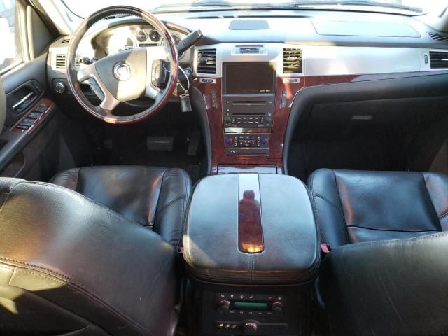 2010 Cadillac Escalade Luxury