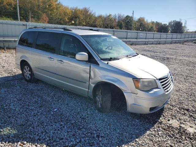 2010 Chrysler Town & Country Touring