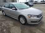 2014 Volkswagen Passat S